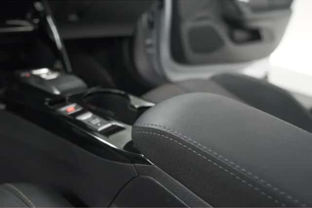Peugeot 2008 (2024) thumbnail 44