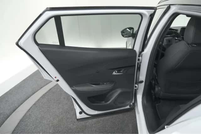 Peugeot 2008 (2024) thumbnail 67