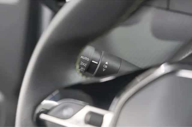 Peugeot e-2008 (2025) thumbnail 36
