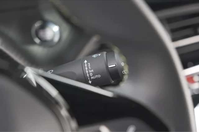 Peugeot e-2008 (2025) thumbnail 37