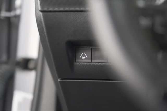 Peugeot e-2008 (2025) thumbnail 40