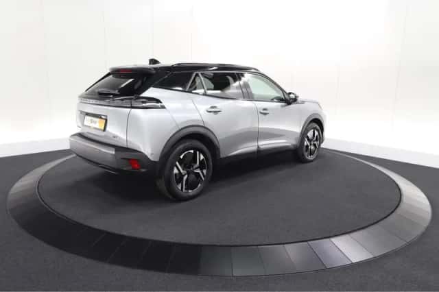 Peugeot e-2008 (2025) thumbnail 5