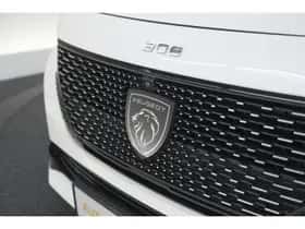 Peugeot 308 (2022) thumbnail 4