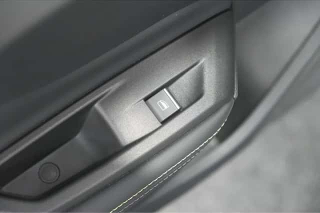 Peugeot 308 (2022) thumbnail 40
