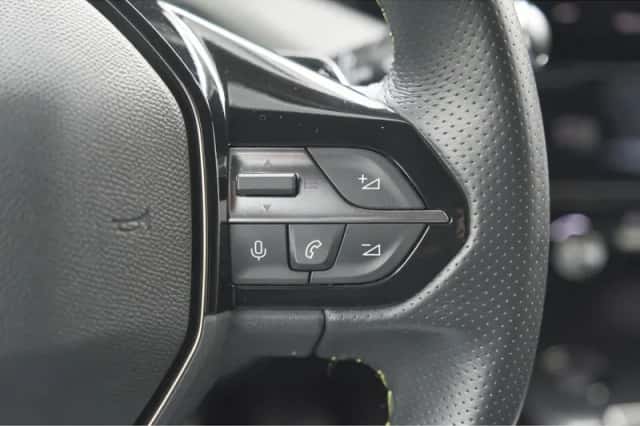Peugeot 308 (2022) thumbnail 46