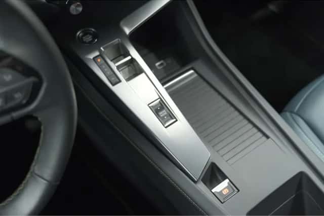 Peugeot 308 (2022) thumbnail 55