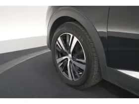 Peugeot 3008 (2020) thumbnail 18