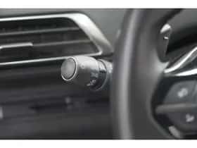 Peugeot 3008 (2020) thumbnail 34