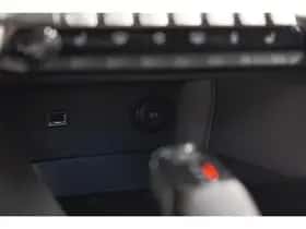 Peugeot 3008 (2020) thumbnail 41