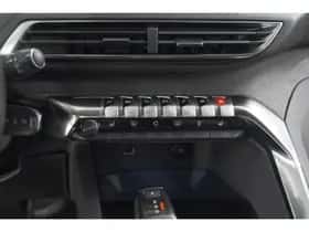 Peugeot 3008 (2020) thumbnail 42