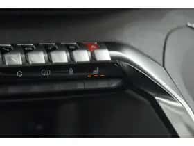 Peugeot 3008 (2020) thumbnail 43