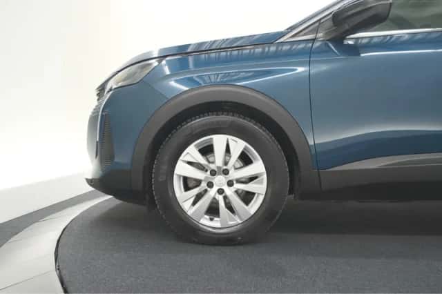 Peugeot 5008 (2022) thumbnail 18
