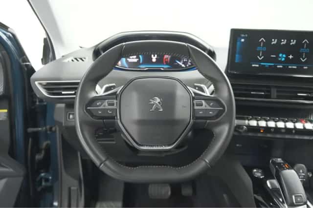 Peugeot 5008 (2022) thumbnail 29