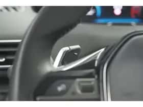 Peugeot 5008 (2022) thumbnail 32