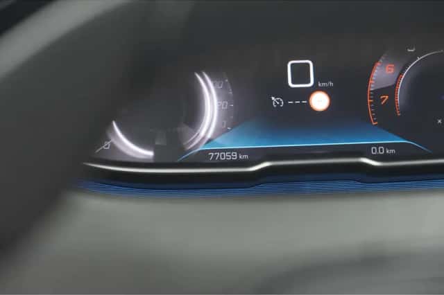 Peugeot 5008 (2022) thumbnail 39