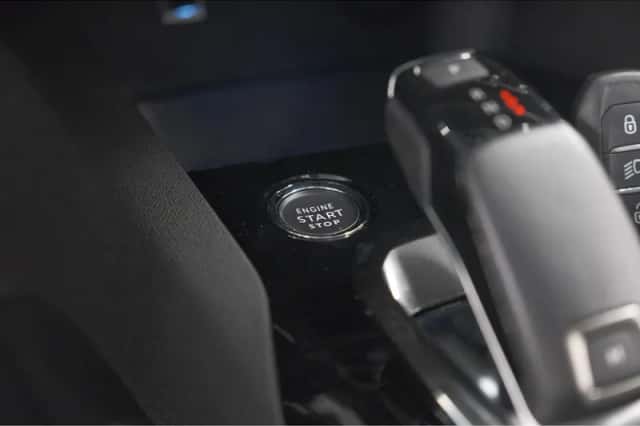 Peugeot 5008 (2022) thumbnail 42