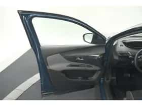 Peugeot 5008 (2022) thumbnail 66