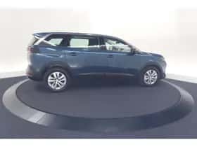 Peugeot 5008 (2022) thumbnail 9