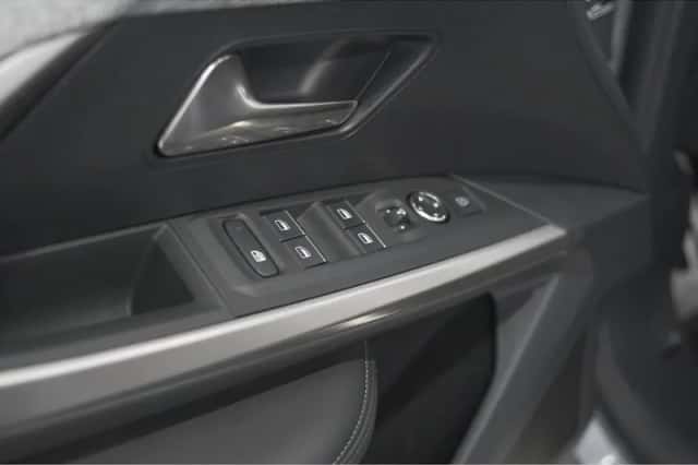 Peugeot 3008 (2025) thumbnail 23