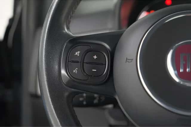Fiat 500 (2018) thumbnail 22