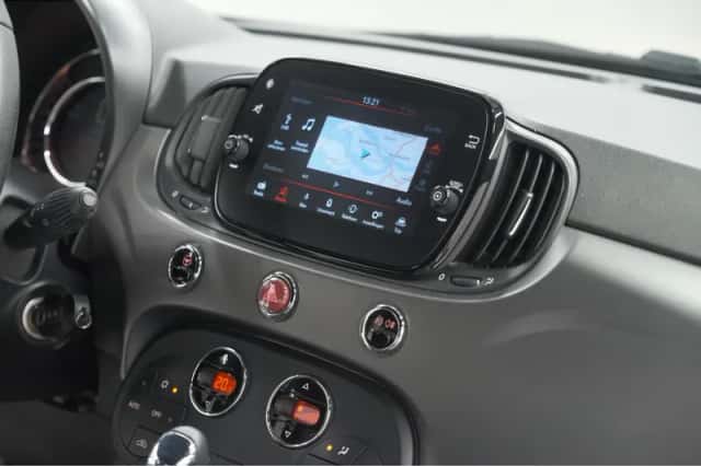 Fiat 500 (2018) thumbnail 34