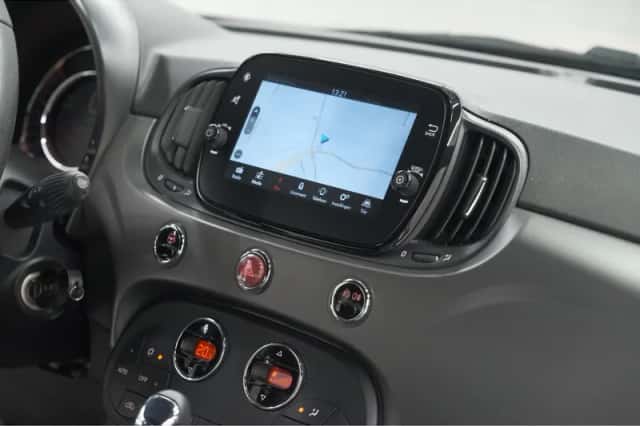 Fiat 500 (2018) thumbnail 35