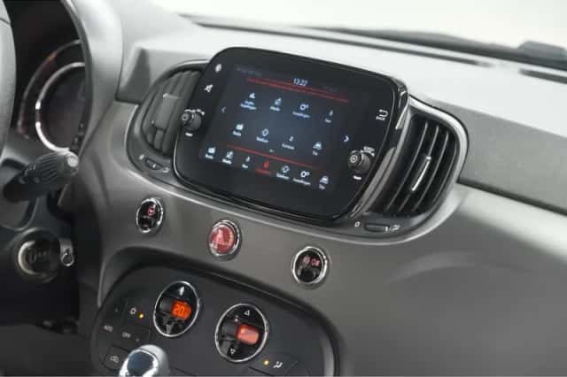 Fiat 500 (2018) thumbnail 36