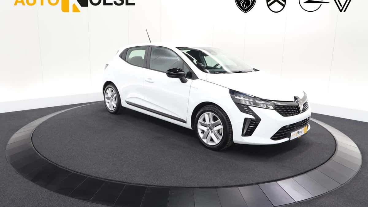 Renault Clio (2025) — foto 1