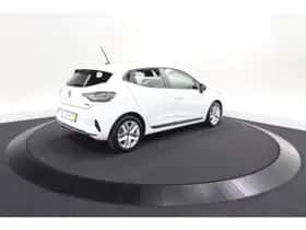 Renault Clio (2025) thumbnail 5