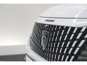 Peugeot 2008 (2024) thumbnail 16