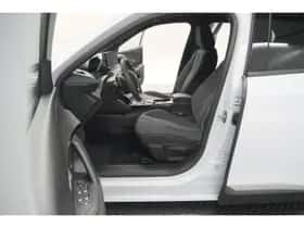 Peugeot 2008 (2024) thumbnail 25