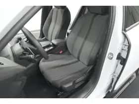 Peugeot 2008 (2024) thumbnail 26