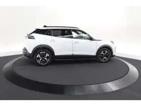 Peugeot 2008 (2024) thumbnail 9