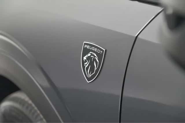 Peugeot 5008 (2025) thumbnail 17