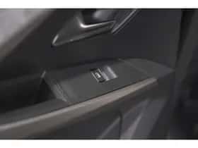 Peugeot 5008 (2025) thumbnail 25