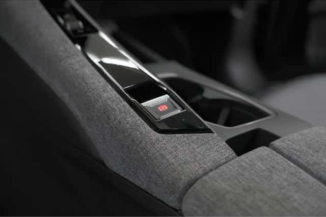 Peugeot 5008 (2025) thumbnail 38