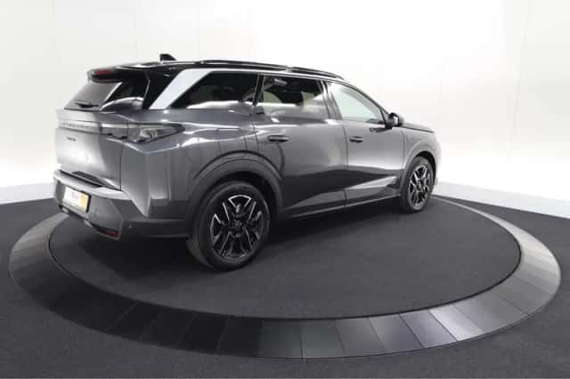 Peugeot 5008 (2025) thumbnail 5
