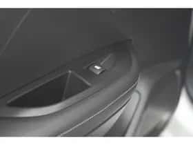 Peugeot 2008 (2020) thumbnail 25