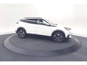 Peugeot 2008 (2020) thumbnail 7