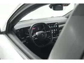 Renault Austral (2023) thumbnail 2