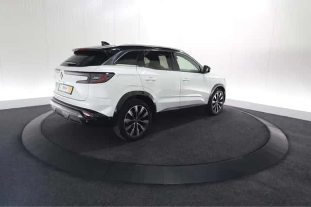 Renault Austral (2023) thumbnail 5
