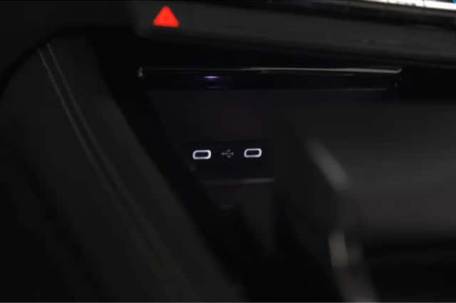 Renault Austral (2023) thumbnail 43