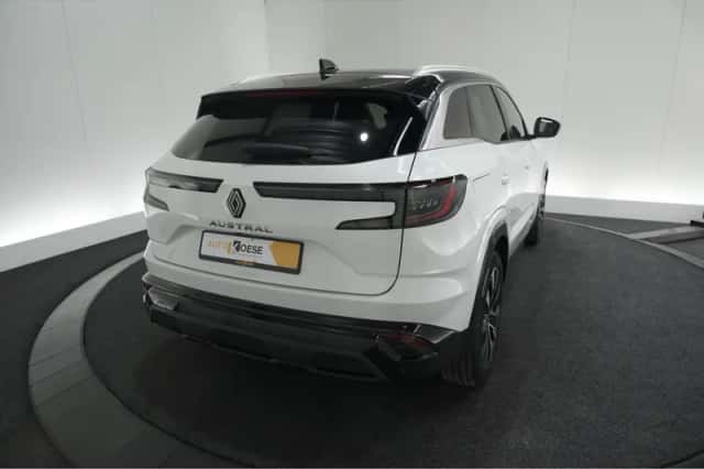 Renault Austral (2023) thumbnail 58