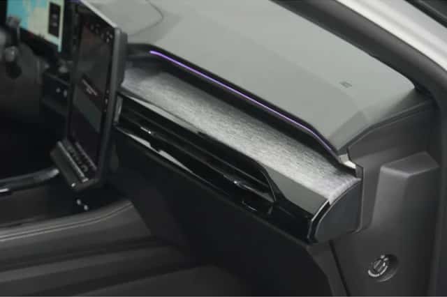 Renault Austral (2023) thumbnail 63