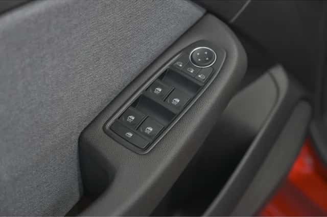 Renault Clio (2025) thumbnail 24