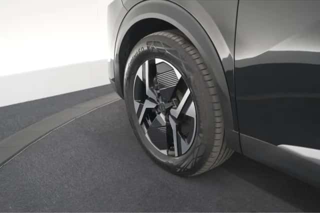 Peugeot 2008 (2025) thumbnail 18
