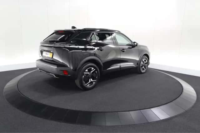 Peugeot 2008 (2025) thumbnail 5
