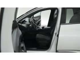 Peugeot 5008 (2023) thumbnail 25