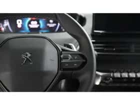 Peugeot 5008 (2023) thumbnail 32