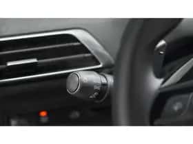 Peugeot 5008 (2023) thumbnail 35